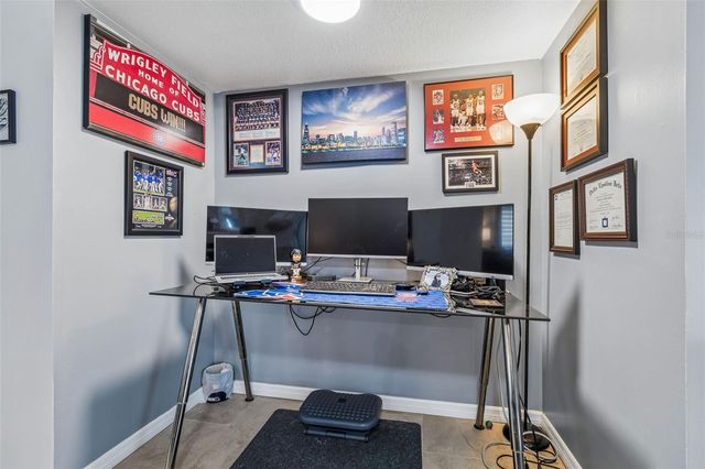 530 JULIE LANE, Brandon, FL 33511