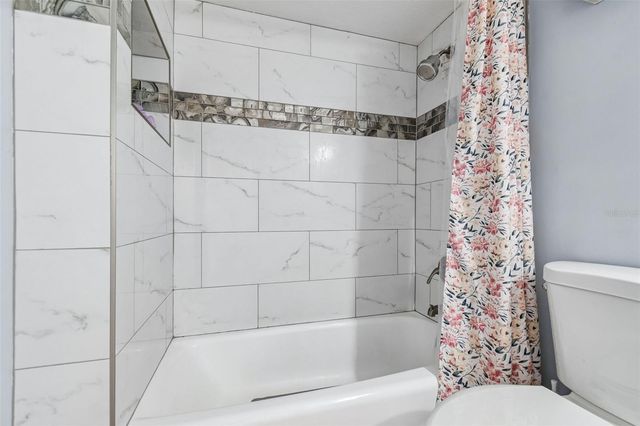 530 JULIE LANE, Brandon, FL 33511