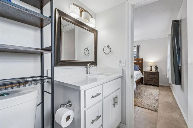 530 JULIE LANE, Brandon, FL 33511