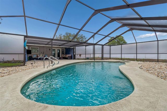 530 JULIE LANE, Brandon, FL 33511