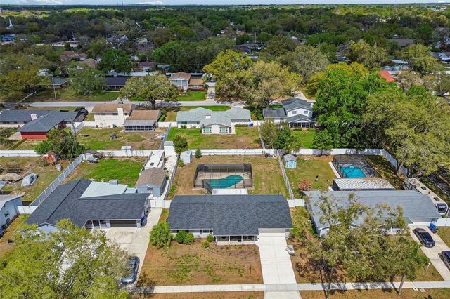 530 JULIE LANE, Brandon, FL 33511