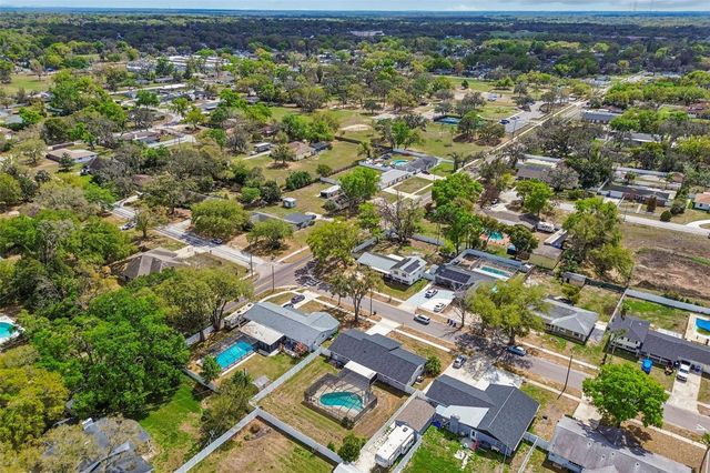 530 JULIE LANE, Brandon, FL 33511