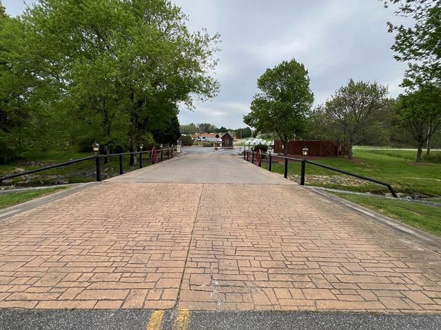 201 Foggy Mountain Road, Blairsville, GA 30512