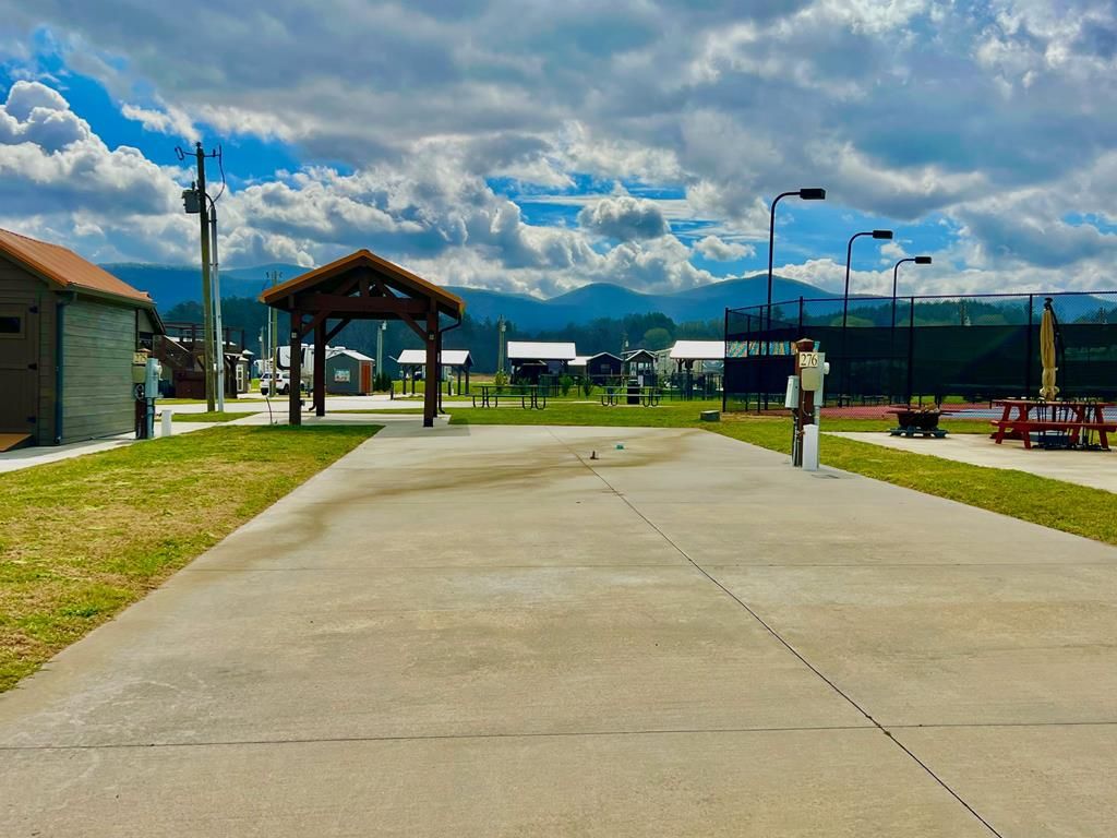 201 Foggy Mountain Road, Blairsville, GA 30512