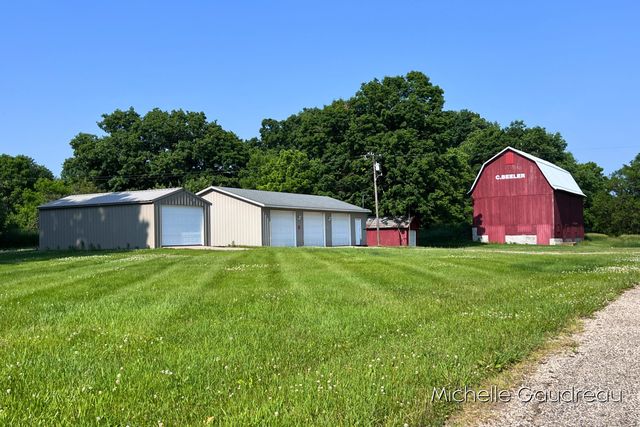 4756 Robertson Road, Middleville, MI 49333