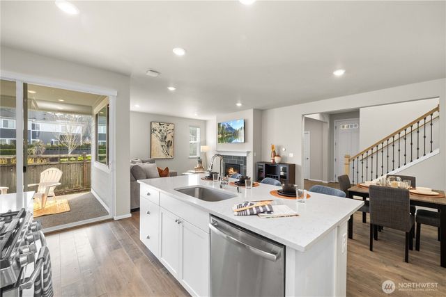 32898 Pine Avenue SE, Black Diamond, WA 98010