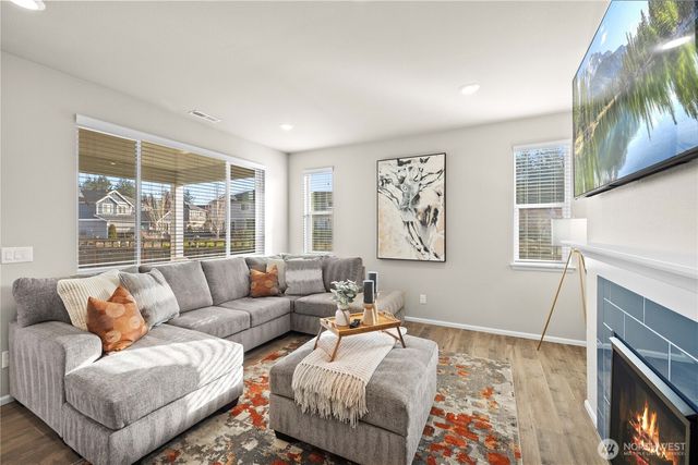 32898 Pine Avenue SE, Black Diamond, WA 98010