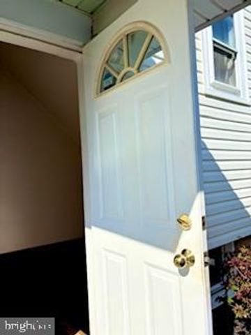 8 ILLINOIS AVE, Burlington, NJ 08016