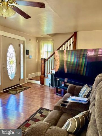 8 ILLINOIS AVE, Burlington, NJ 08016