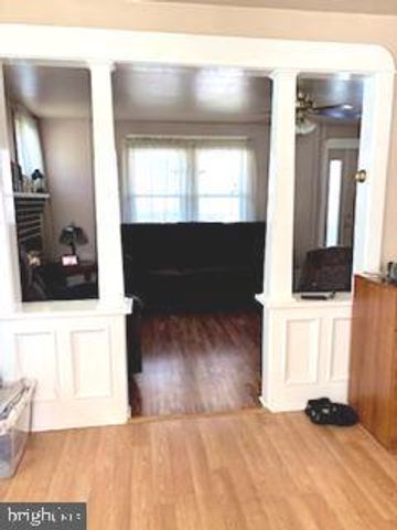 8 ILLINOIS AVE, Burlington, NJ 08016