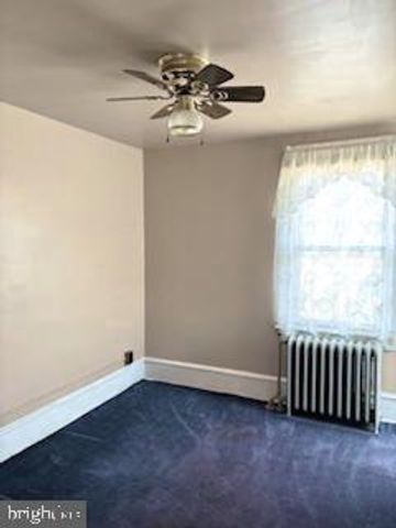 8 ILLINOIS AVE, Burlington, NJ 08016