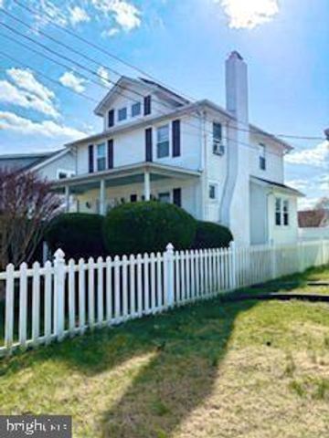 8 ILLINOIS AVE, Burlington, NJ 08016