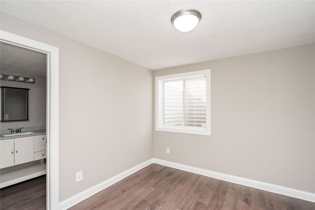 303 Marie Avenue, Norwalk, IA 50211