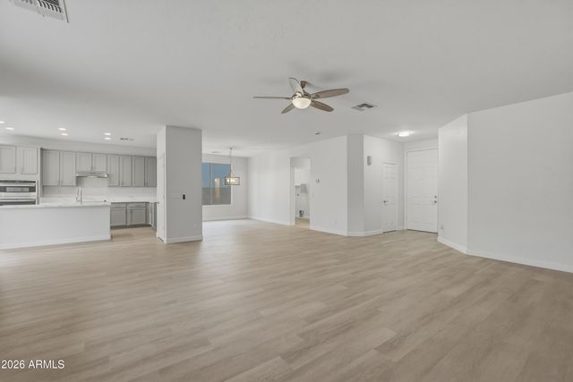 16820 W STEVENAGE Street, Surprise, AZ 85374