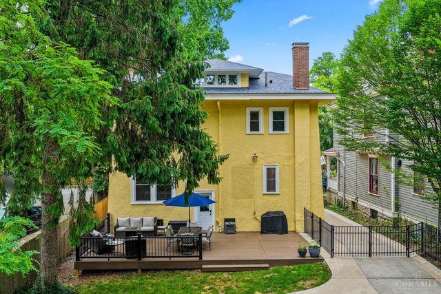 3449 Berry Avenue, Cincinnati, OH 45208
