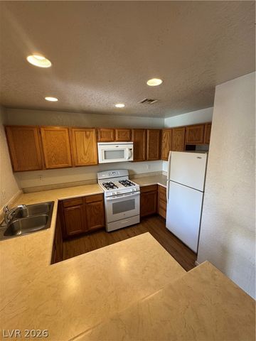 5050 South Rainbow Boulevard 203, Las Vegas, NV 89118