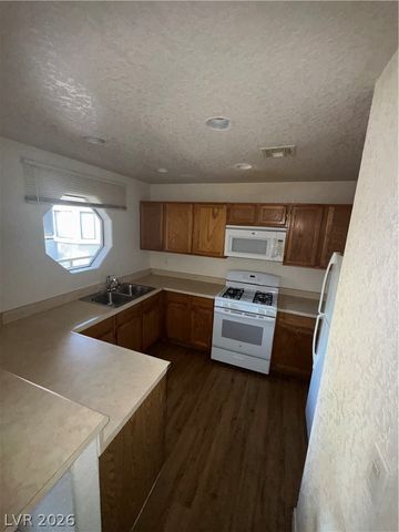 5050 South Rainbow Boulevard 203, Las Vegas, NV 89118