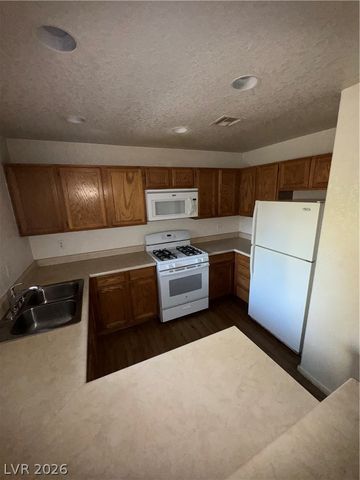 5050 South Rainbow Boulevard 203, Las Vegas, NV 89118