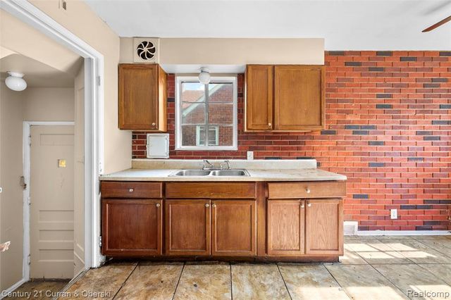 11035 Worden Street, Detroit, MI 48224