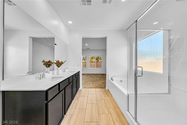 2706 Song Point Avenue, Las Vegas, NV 89121