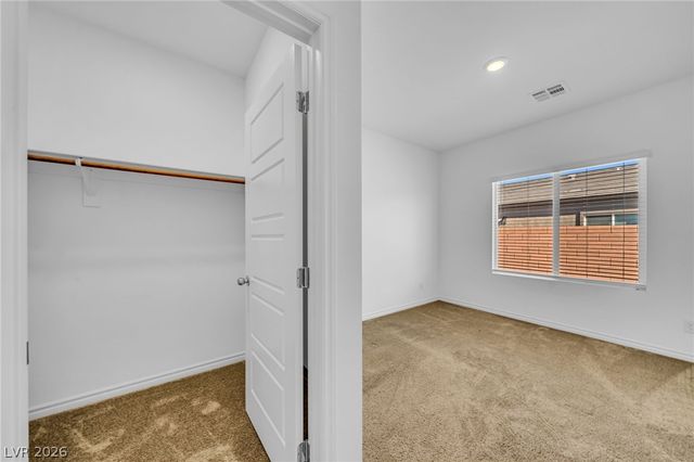 2706 Song Point Avenue, Las Vegas, NV 89121