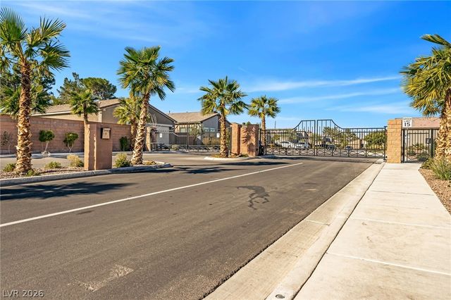 2706 Song Point Avenue, Las Vegas, NV 89121