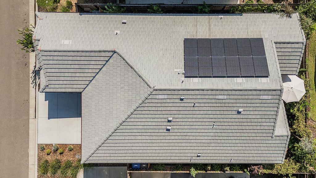 Image 34 of property listing at 1363 E Via Prato Drive, Fresno, CA 93730