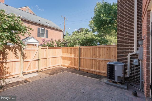 203 S PAYNE ST, Alexandria, VA 22314