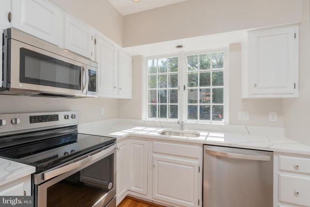 203 S PAYNE ST, Alexandria, VA 22314
