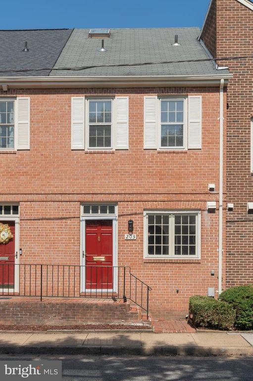 203 S PAYNE ST, Alexandria, VA 22314