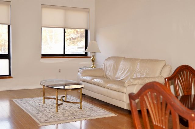 200 Ledgewood 205, Stoneham, MA 02180