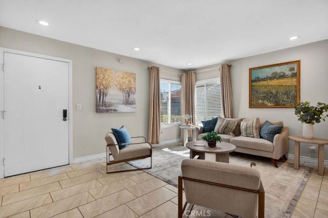 1000 S Citron 9, Anaheim, CA 92805