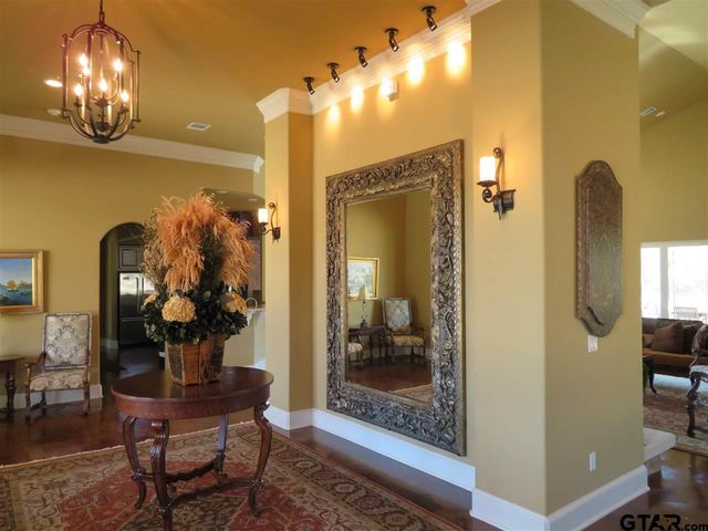 954 La Vista Drive, Tyler, TX 75703