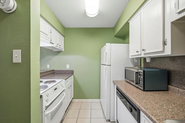 3131 Cummins Street 80, Houston, TX 77027