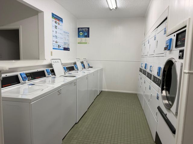 3131 Cummins Street 80, Houston, TX 77027