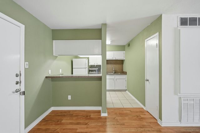 3131 Cummins Street 80, Houston, TX 77027
