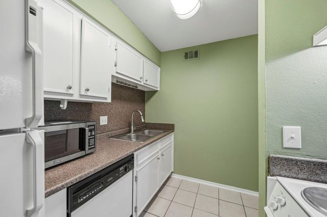 3131 Cummins Street 80, Houston, TX 77027