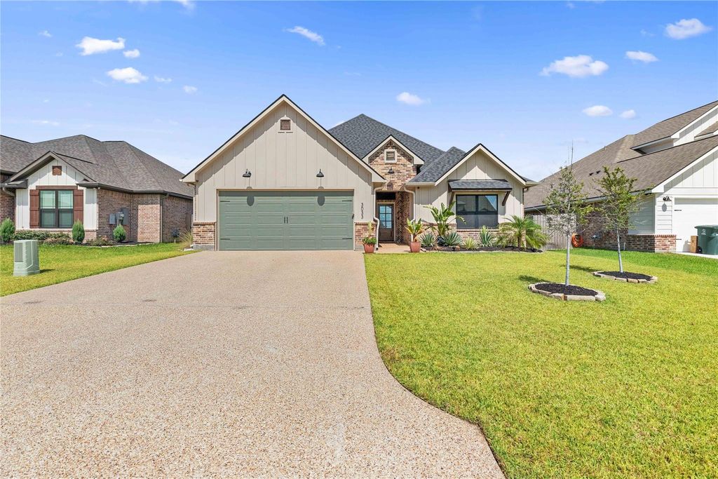 3033 Teller Drive, Bryan, TX 77808
