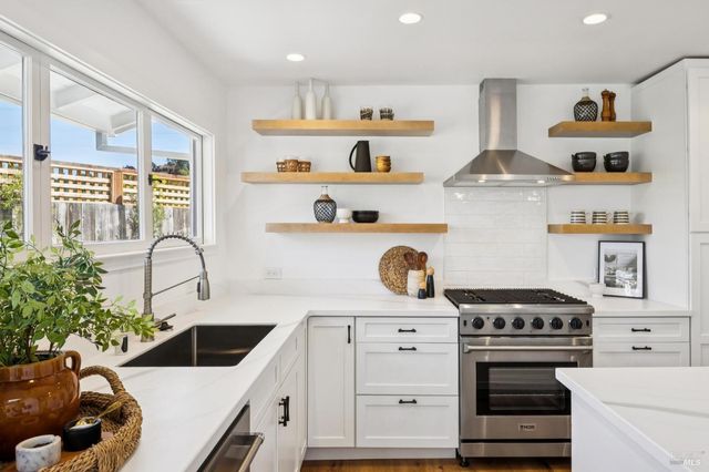 302 Starling Rd, Mill Valley, CA 94941