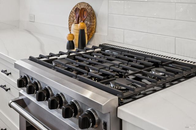 302 Starling Rd, Mill Valley, CA 94941