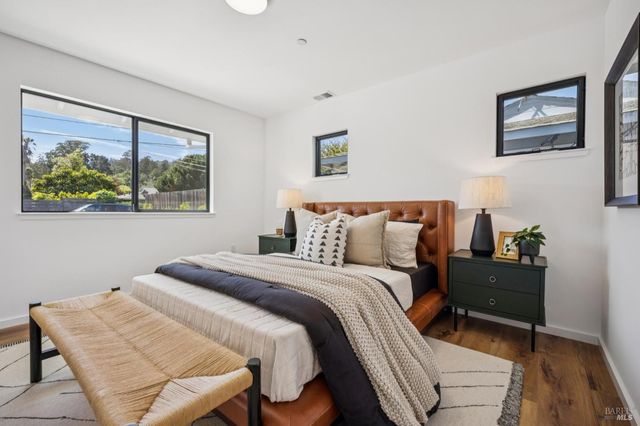 302 Starling Rd, Mill Valley, CA 94941