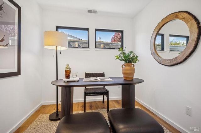 302 Starling Rd, Mill Valley, CA 94941