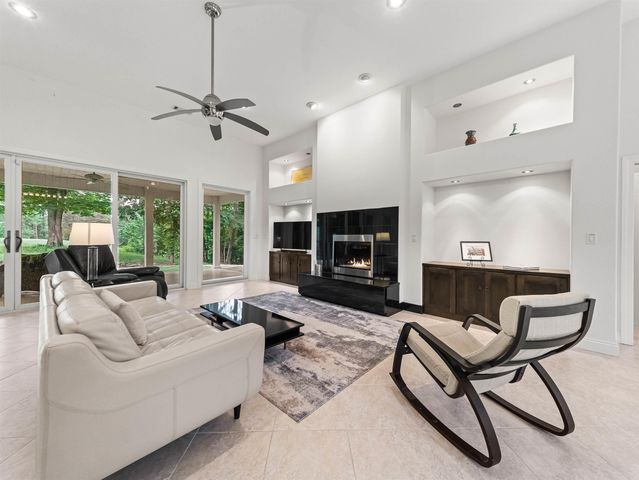 21 Purista Lane, Hot Springs Village, AR 71909