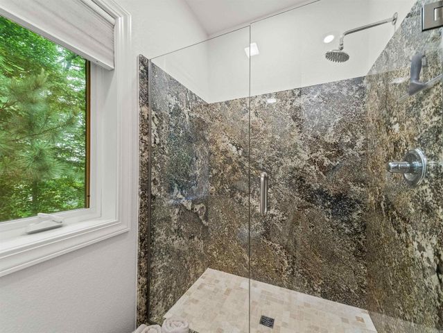 21 Purista Lane, Hot Springs Village, AR 71909