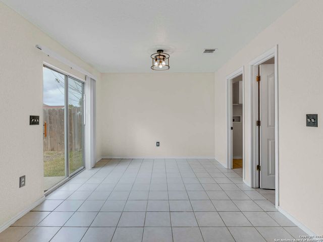 11018 DUBLIN FLD, San Antonio, TX 78254