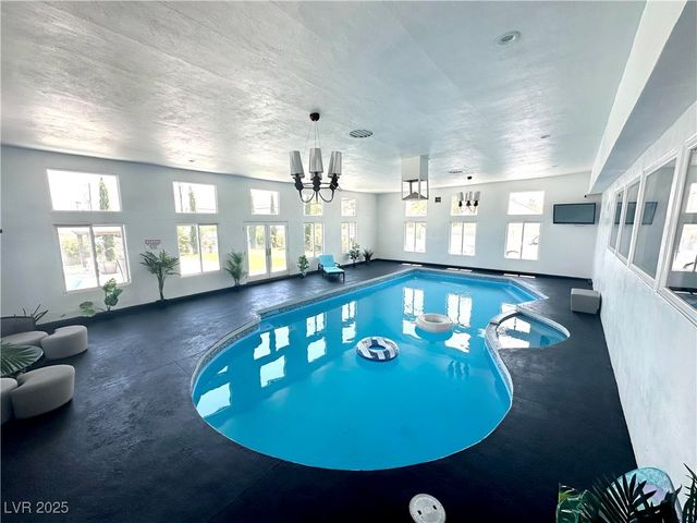 2890 Belcastro Street, Las Vegas, NV 89117