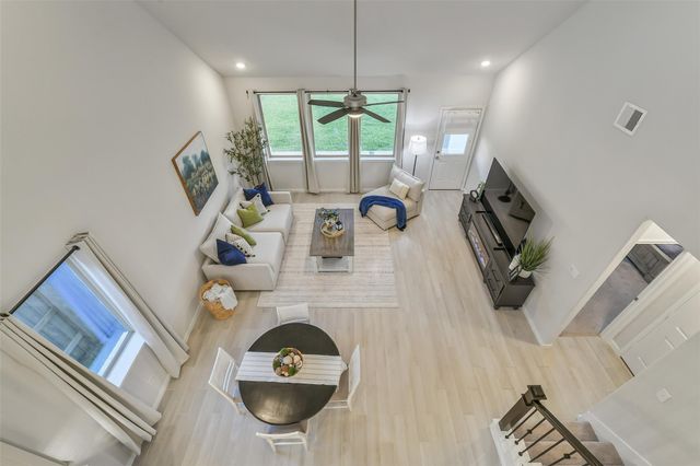 19307 Hillside Pasture Lane, Tomball, TX 77377