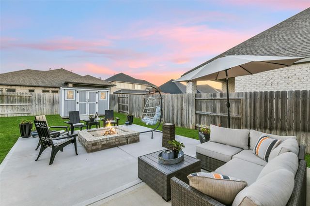 19307 Hillside Pasture Lane, Tomball, TX 77377