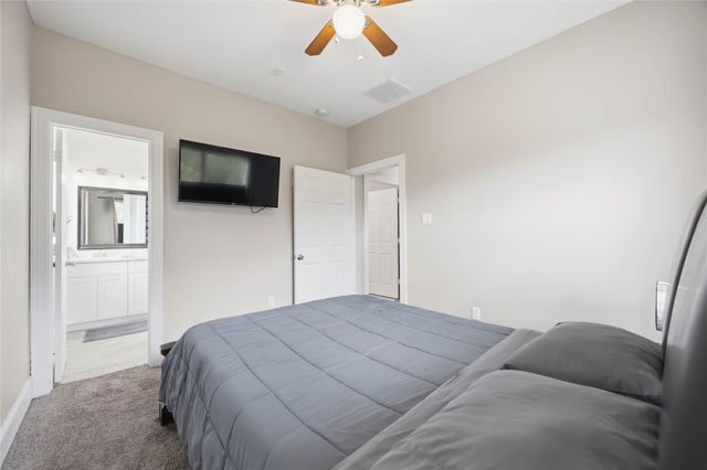 9320 Coffee Street A-B, Houston, TX 77033