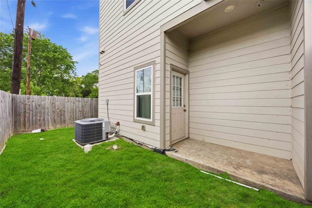 9320 Coffee Street A-B, Houston, TX 77033